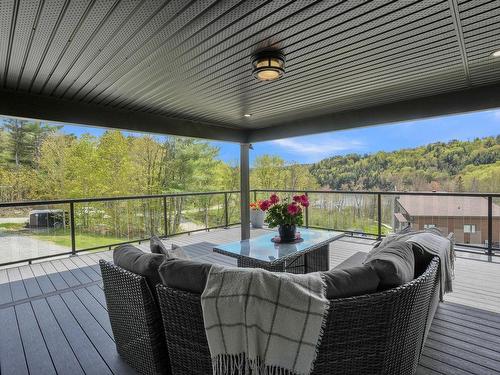 Terrasse - 274 Ch. H.-Zurenski, Val-Des-Monts, QC - Outdoor With Deck Patio Veranda With Exterior