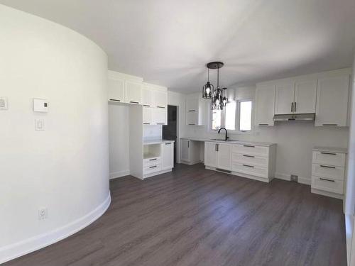 Logement - 274 Ch. H.-Zurenski, Val-Des-Monts, QC - Indoor Photo Showing Kitchen