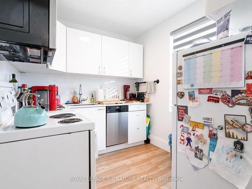 91 St Johns Rd, Toronto, ON - Indoor Photo Showing Kitchen