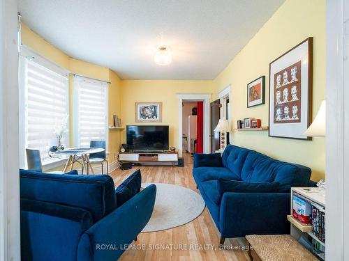91 St Johns Rd, Toronto, ON - Indoor Photo Showing Living Room