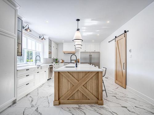 Cuisine - 1895 Rue De Cambrai, Saint-Bruno-De-Montarville, QC - Indoor Photo Showing Kitchen