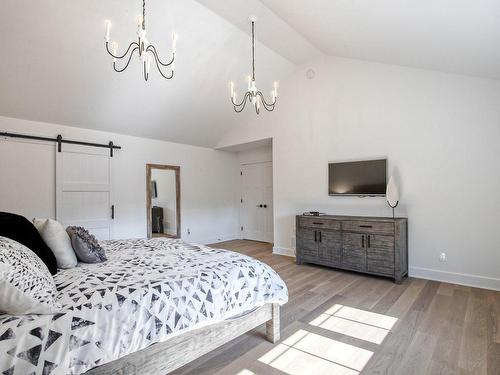 Chambre Ã  coucher principale - 1895 Rue De Cambrai, Saint-Bruno-De-Montarville, QC - Indoor Photo Showing Bedroom