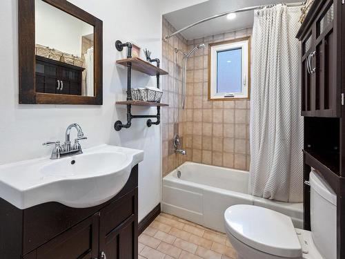 Salle de bains - 11773 Rue Dépatie, Montréal (Ahuntsic-Cartierville), QC - Indoor Photo Showing Bathroom