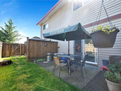 102-824 Island Hwy South, Campbell River, BC - Outdoor With Deck Patio Veranda