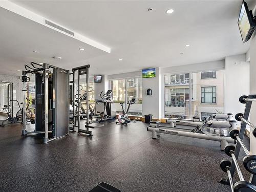402-777 Herald St, Victoria, BC - Indoor Photo Showing Gym Room