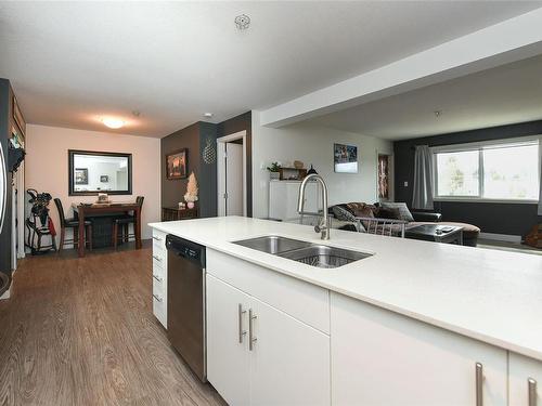 405-1944 Riverside Lane, Courtenay, BC - Indoor Photo Showing Kitchen With Double Sink
