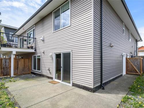 3326 Solport St, Cumberland, BC - Outdoor With Exterior