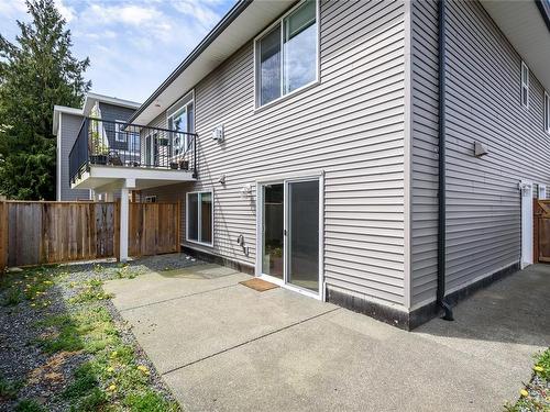 3326 Solport St, Cumberland, BC - Outdoor With Exterior