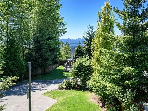 127-170 Centennial Dr, Courtenay, BC - Outdoor