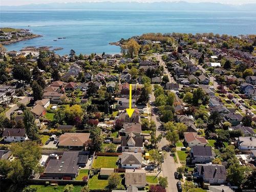 355 Richmond Ave, Victoria, BC - Outdoor With Body Of Water With View