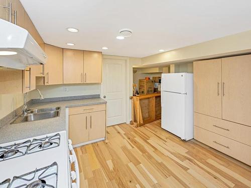 1778 Chandler Ave, Victoria, BC - Indoor Photo Showing Kitchen With Double Sink