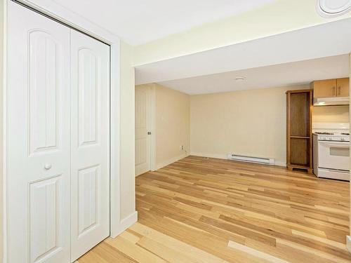 1778 Chandler Ave, Victoria, BC - Indoor Photo Showing Other Room