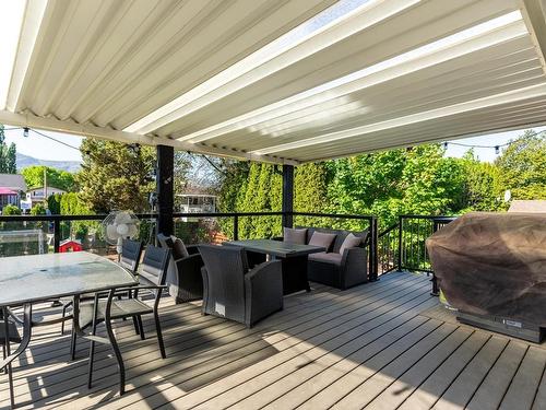 2433 Rosewood Ave, Kamloops, BC - Outdoor With Deck Patio Veranda With Exterior