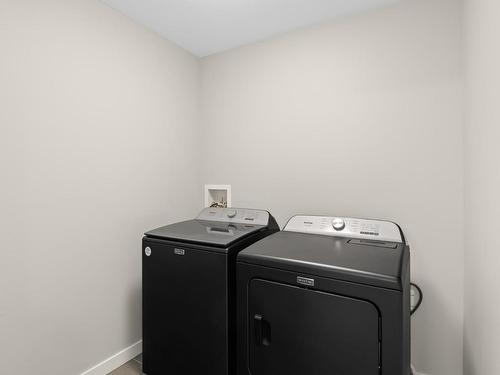 120-2683 Ord Rd, Kamloops, BC - Indoor Photo Showing Laundry Room