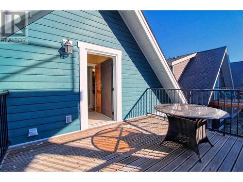 7104 Sante Fe Way, Kelowna, BC - Outdoor With Deck Patio Veranda With Exterior