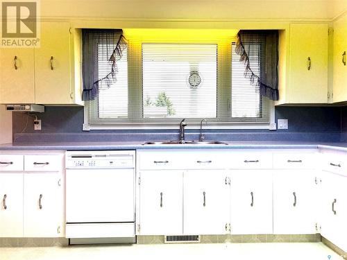 6 Adams Street, Springside, SK - Indoor Photo Showing Kitchen With Double Sink