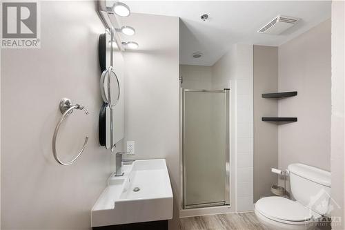 45 Spencer Street Unit#203, Ottawa, ON - Indoor Photo Showing Bathroom