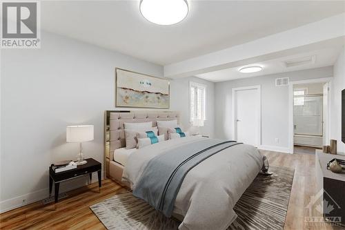 1 Oakwood Avenue, Ottawa, ON - Indoor Photo Showing Bedroom