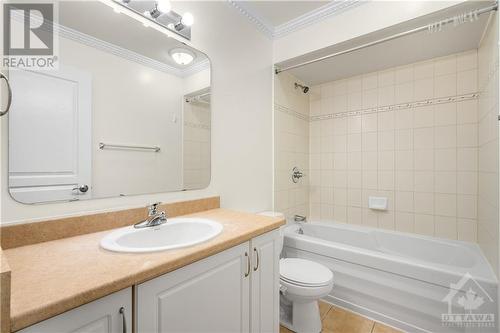 611 Braecreek Avenue, Ottawa, ON - Indoor Photo Showing Bathroom