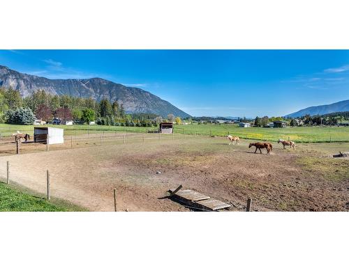 2575 Sinclair Rd, Lister, BC - Outdoor With View
