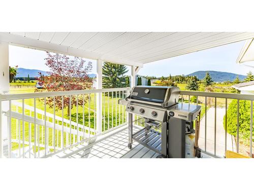 2575 Sinclair Rd, Lister, BC - Outdoor With Exterior