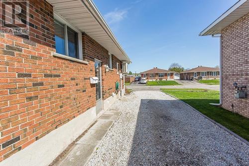 93 Pozzebon Cres, Sault Ste. Marie, ON - Outdoor With Exterior