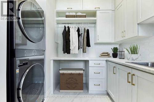 7 Tall Cedar Lane, Kawartha Lakes, ON - Indoor Photo Showing Laundry Room