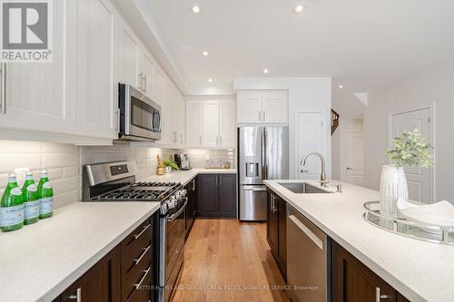 123 Taylor Avenue, Guelph/Eramosa, ON - Indoor Photo Showing Kitchen With Stainless Steel Kitchen With Upgraded Kitchen
