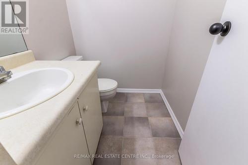 317 - 725 Deveron Crescent, London, ON - Indoor Photo Showing Bathroom