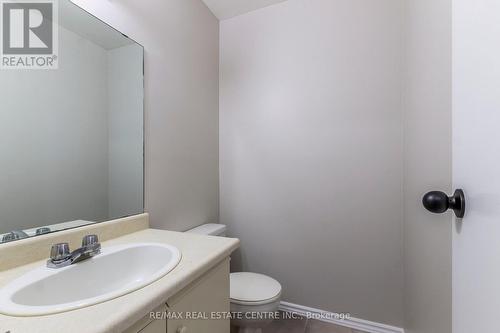 317 - 725 Deveron Crescent, London, ON - Indoor Photo Showing Bathroom