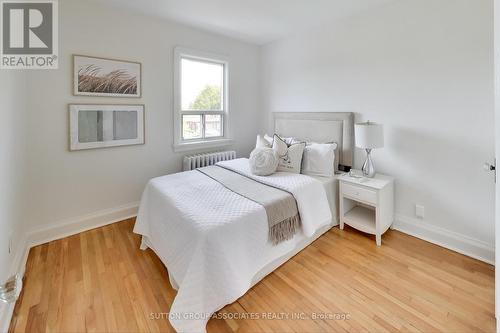 1058 Roselawn Avenue, Toronto, ON - Indoor Photo Showing Bedroom