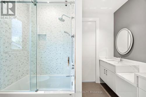 37 Twelfth Street, Toronto, ON - Indoor Photo Showing Bathroom