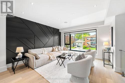 37 Twelfth Street, Toronto, ON - Indoor Photo Showing Living Room
