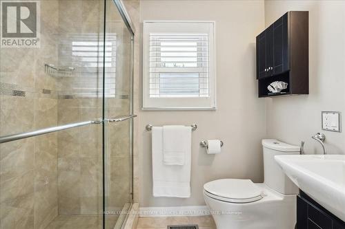 2036 Kawartha Crescent, Mississauga, ON - Indoor Photo Showing Bathroom