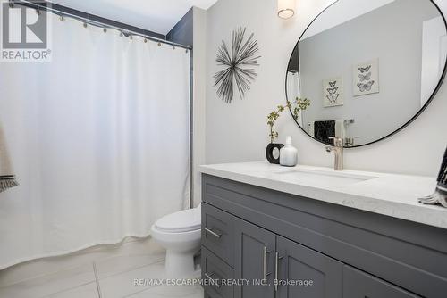 127 Mill Street W, Halton Hills, ON - Indoor Photo Showing Bathroom