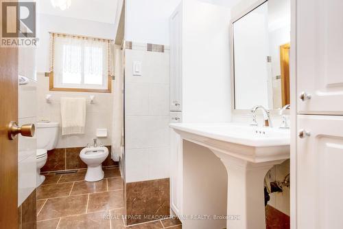 726 Netherton Crescent, Mississauga, ON - Indoor Photo Showing Bathroom