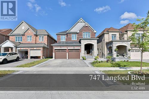 Bsmt - 747 Langford Boulevard, Bradford West Gwillimbury, ON - Outdoor With Facade