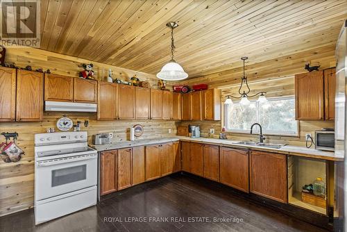 12490 Highway 12, Brock (Sunderland), ON - Indoor Photo Showing Kitchen With Double Sink