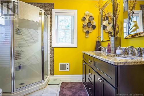 31 Robin Drive, Waasis, NB - Indoor Photo Showing Bathroom