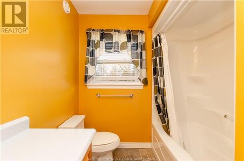 78 Horsman, Salisbury, NB - Indoor Photo Showing Bathroom