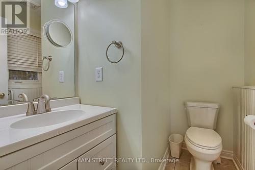 16 Hirst Avenue, Georgina, ON - Indoor Photo Showing Bathroom