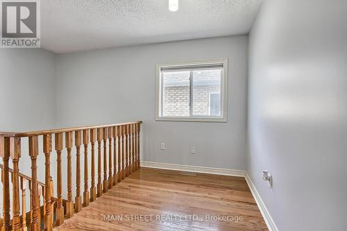 16 Hirst Avenue, Georgina, ON - Indoor Photo Showing Other Room