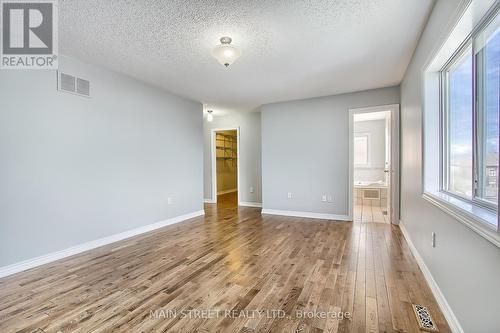 16 Hirst Avenue, Georgina, ON - Indoor Photo Showing Other Room