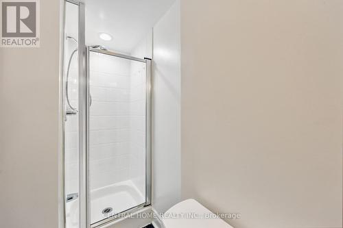 2002 - 2 Rean Drive, Toronto, ON - Indoor Photo Showing Bathroom
