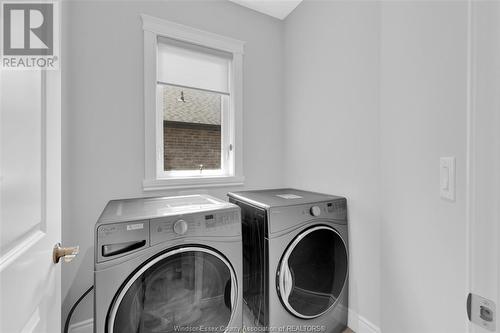 201 Morton, Essex, ON - Indoor Photo Showing Laundry Room