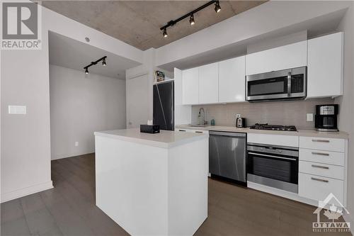 203 Catherine Street Unit#509, Ottawa, ON - Indoor Photo Showing Kitchen With Stainless Steel Kitchen