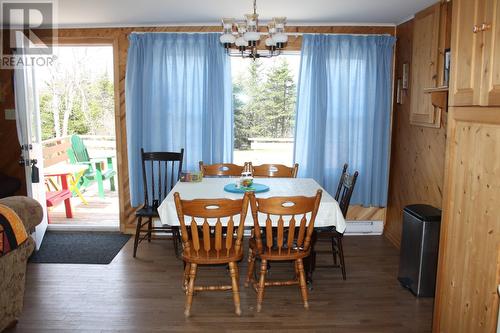 20 Hodgewater Line, Makinsons, NL - Indoor Photo Showing Dining Room