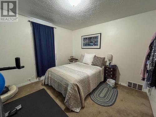 9001 17 Street, Dawson Creek, BC - Indoor Photo Showing Bedroom
