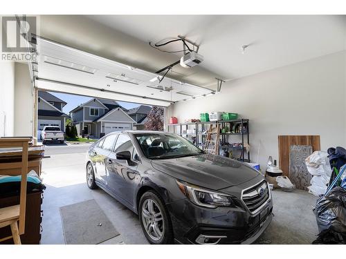 1803 50 Avenue, Vernon, BC - Indoor Photo Showing Garage