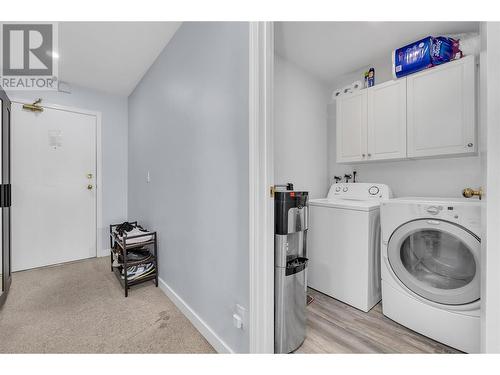 309 2025 Baron Road, Kelowna, BC - Indoor Photo Showing Laundry Room